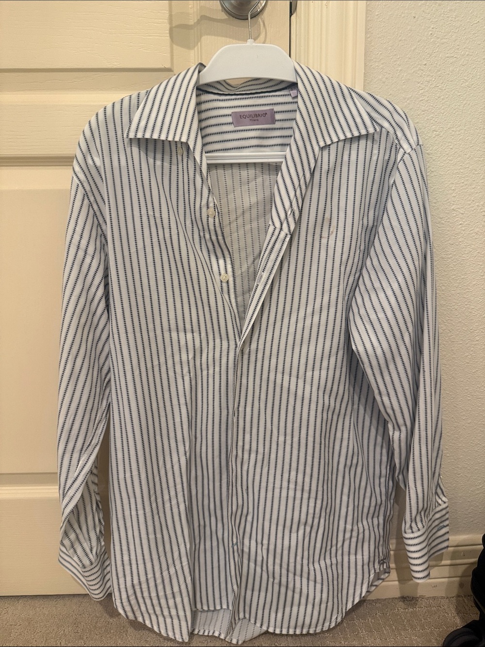 Men's White and Navy Stripe Casual Button-Down Shirt